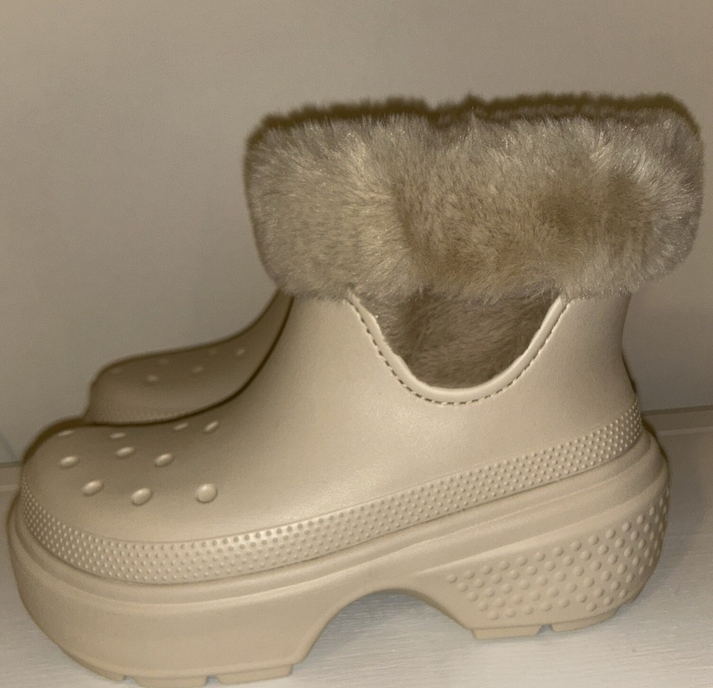 Crocs Stomp Lined Boot with Faux Fur Trim Women Size 11 Stucco