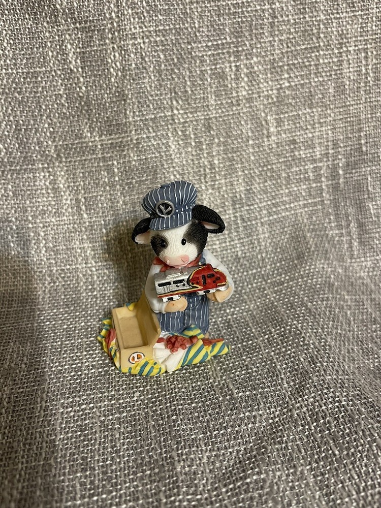 Marys Moo Moos Lionel Train Enesco Figurine Lifetime Treasure