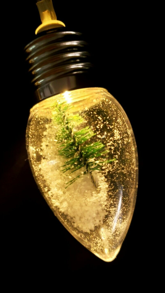 Seasonal Specialties Tree W/Snow Christmas Lights 4.6 Ft Battery Operated NWT-image