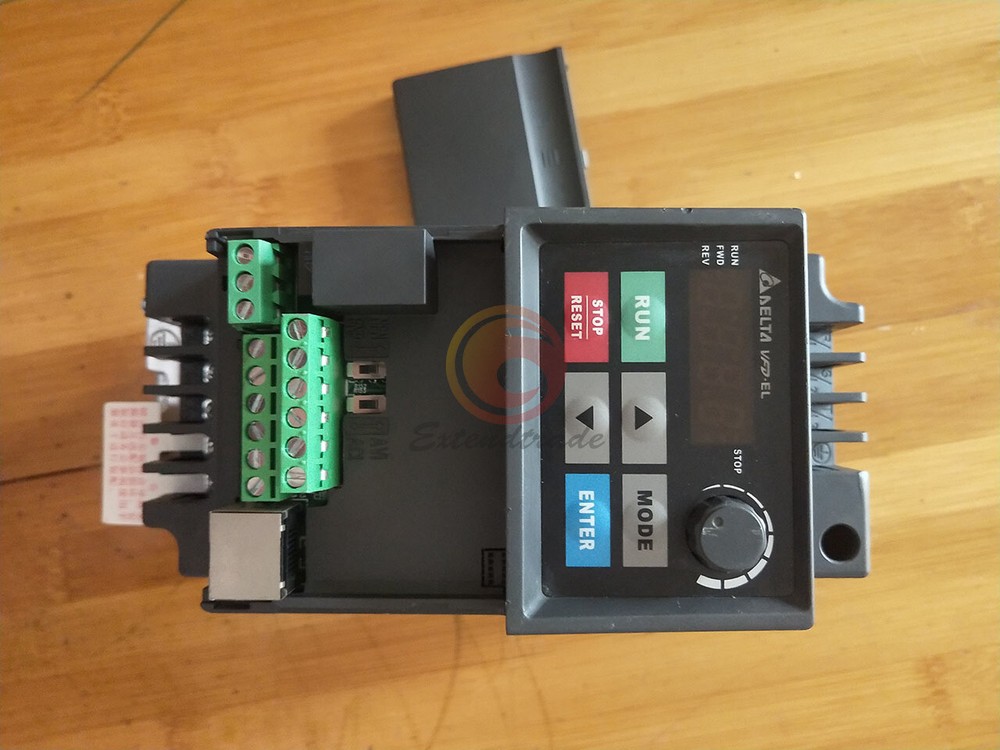 ONE NEW Delta inverter VFD007E21A 220V 0.4KW 50/60Hz 9.7A