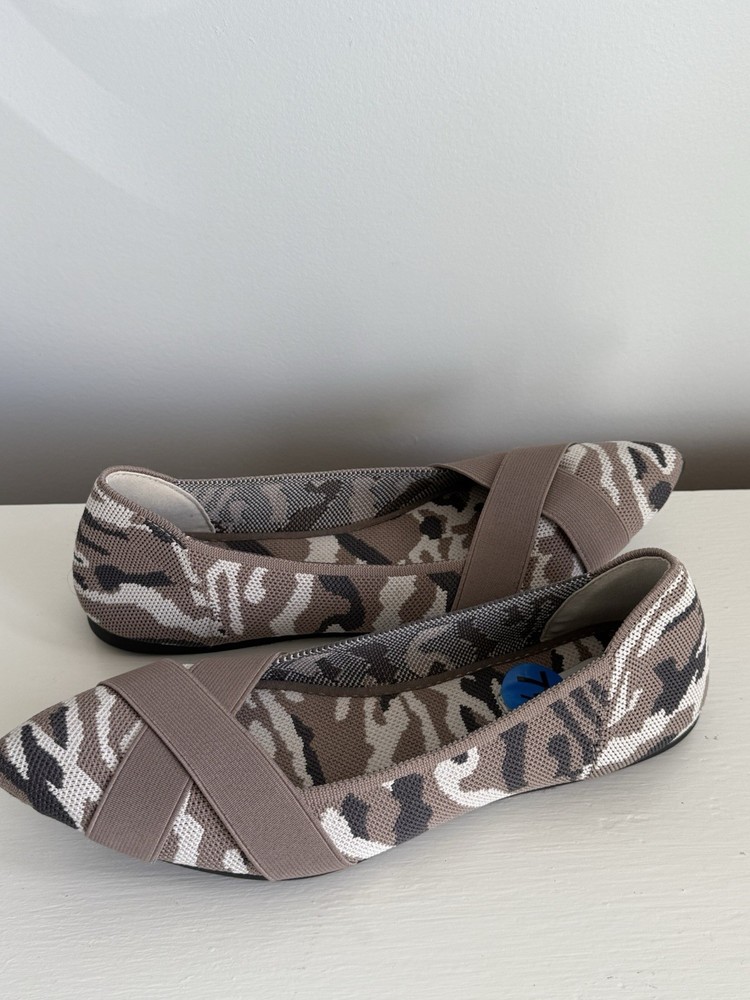 Steven By Steve Madden Beige Camouflage Fabric Slip On Flats Shoes Women’s 7.5 M