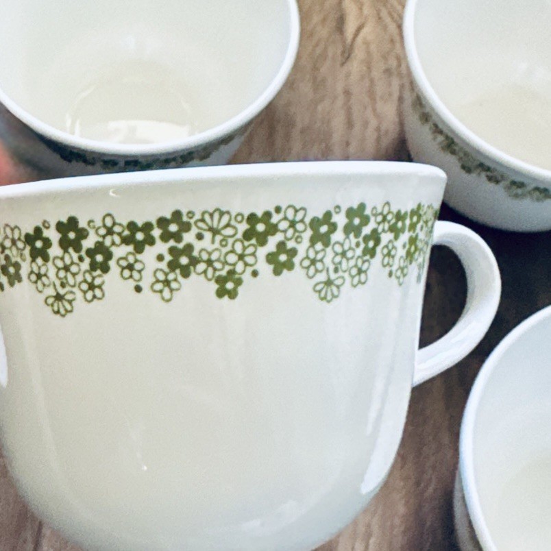 Set of 8 Vintage Corelle Crazy Daisy Spring Blossom Handle Coffee/Tea Cups