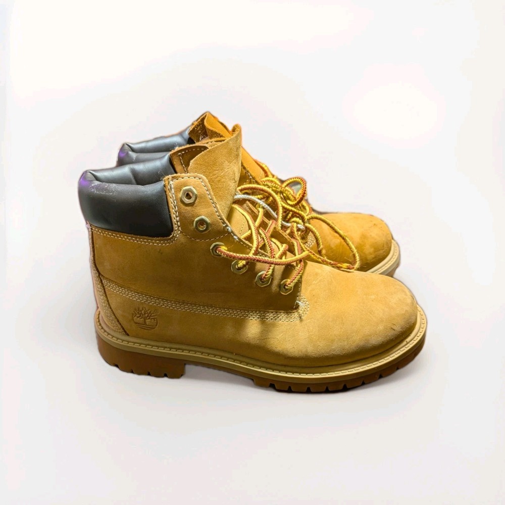 Timberland Boots, youth size: 2.5 Wheat, Weatherproof Boys Girls