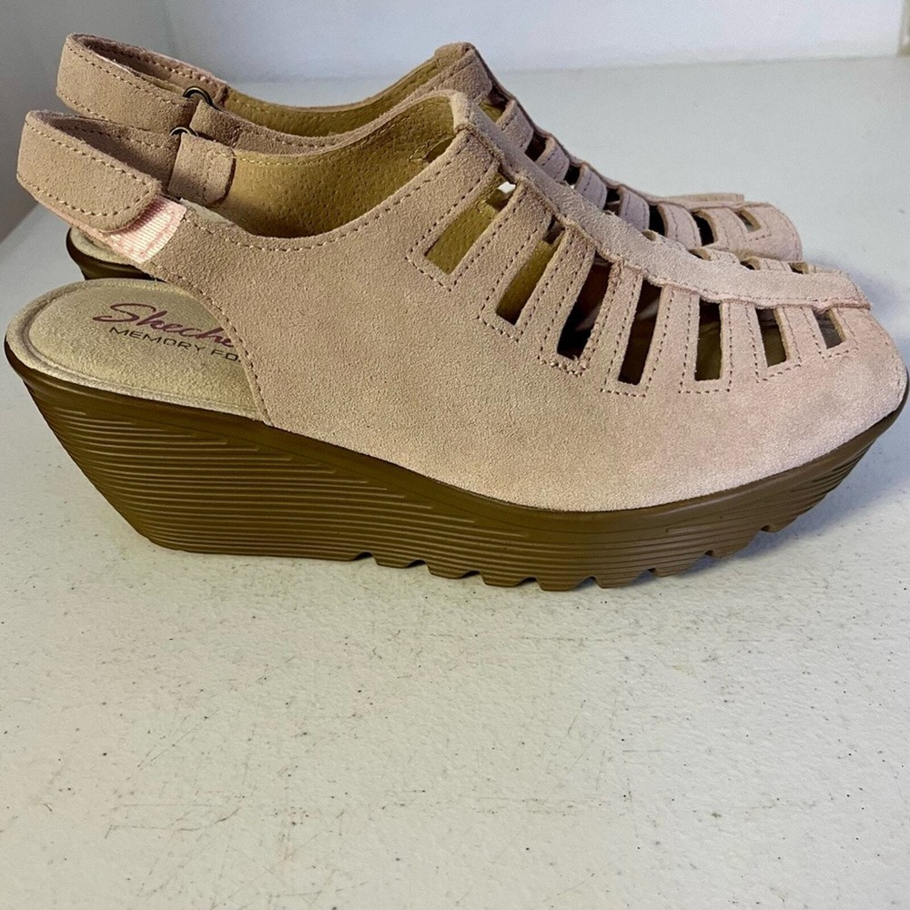 Skechers Memory Foam Boho Minimalist Peasant Sandals in Suede Dusty Pink Size 9