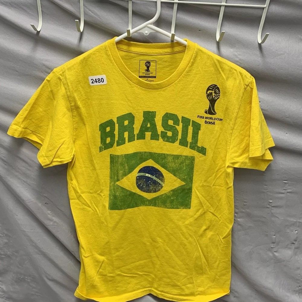 Brasil Fifa World Cup Shirt Adult Small Yellow Short Sleeve Men’s Logo Flag