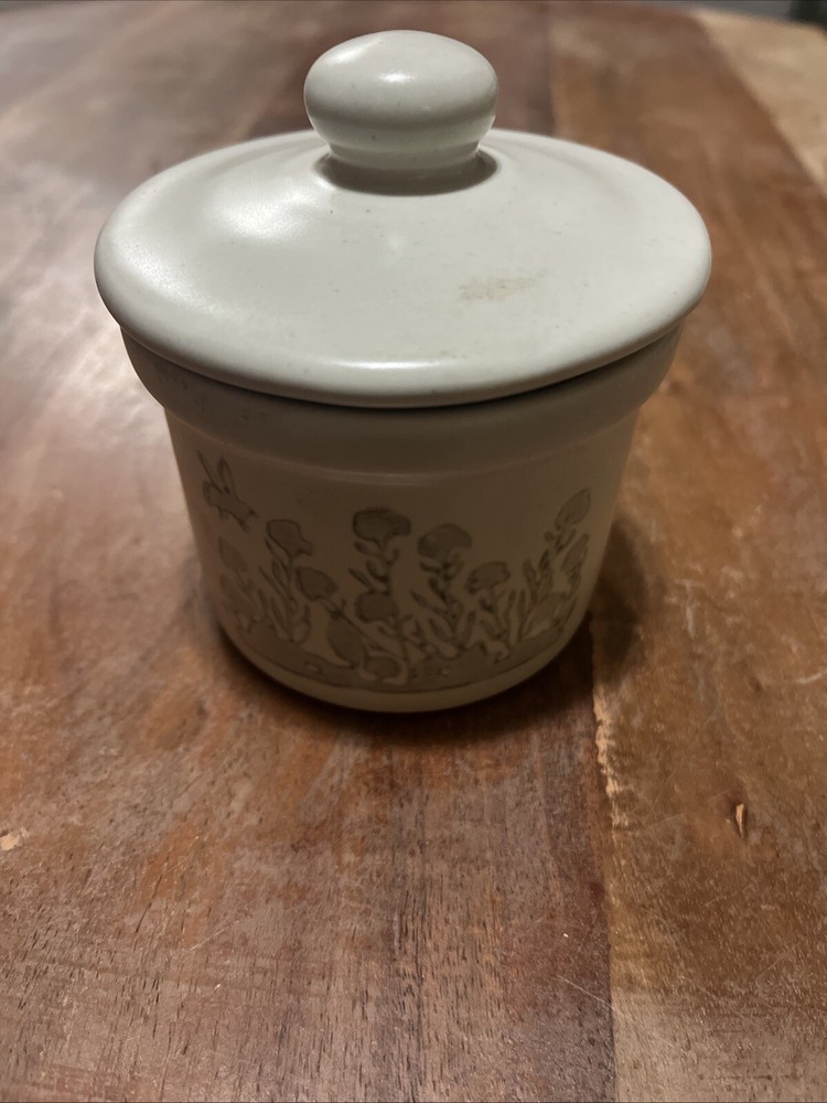 Pfalzgraff Small Covered Crock With Floral Design. Sugar, Condiment, Jam Jar