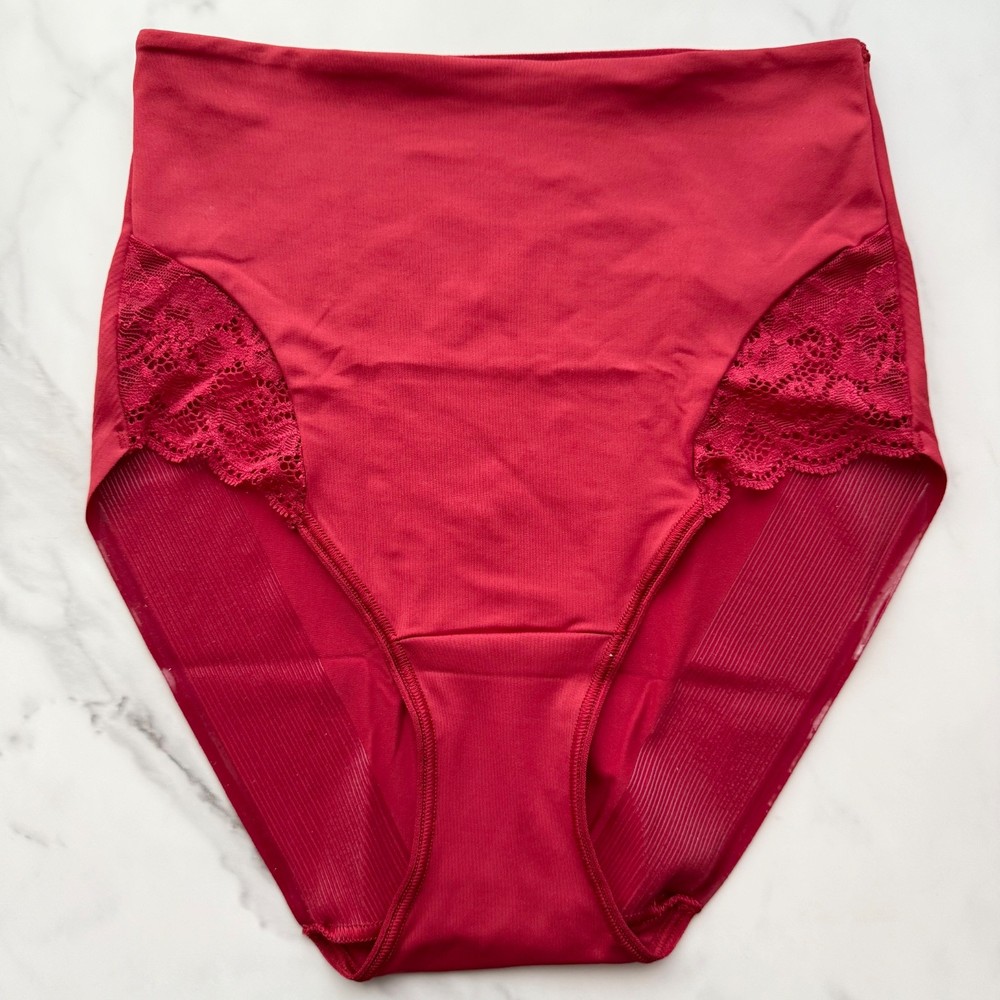 Soma Vanishing Tummy With Lace High-Waist Brief Panty Paint The Town Red S/M/L/X
