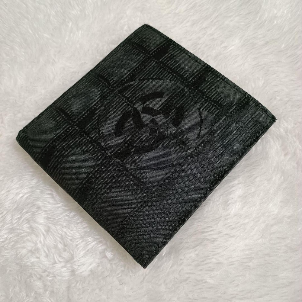 Chaneltravel Line Bifold Wallet Black