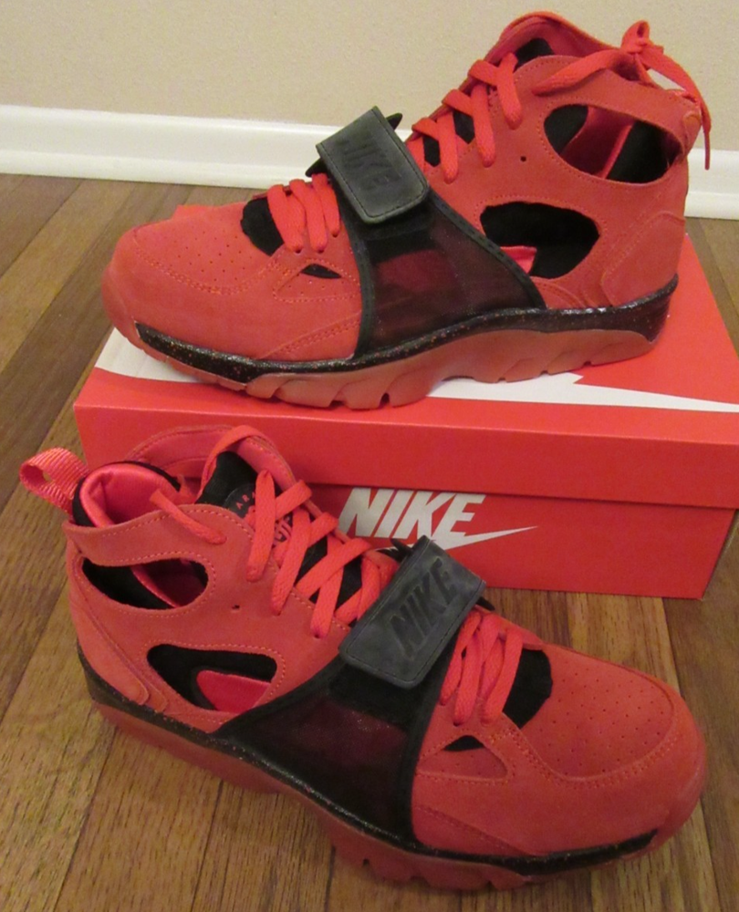 Nike Air Trainer Huarache PRM QS Size 11 Challenge Red Black 647591 600 New NIB
