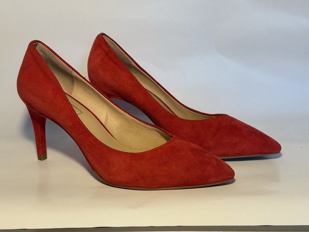 Antonio Melani 8 Red Suede Leather Heels Pumps Classic Retro Mod Career used