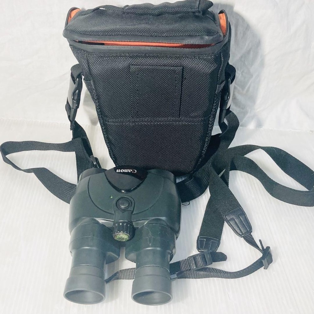 Canon 10x30 IS Image Stabilized Binoculars with Anti-Vibration 30mm Lens