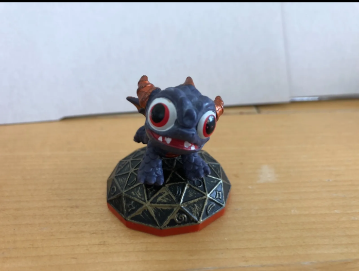 Skylanders Trap Team - MINI SPRY- MAGIC ELEMENT