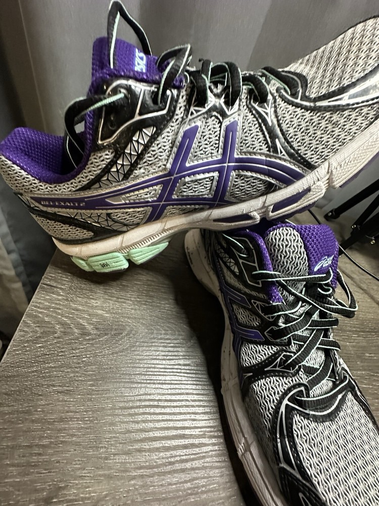 Gray & Purple Gel-Exalt Asics Size 9.5 Pre-Owned Running Shoes