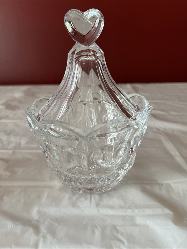 Vintage 1970s Fifth Avenue Crystal Cherish Heart Lid Candy Dish