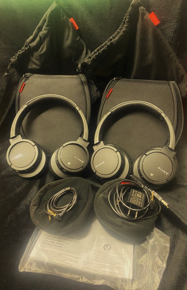 2 PAIR Sony MDR-ZX780DC Wireless headphones