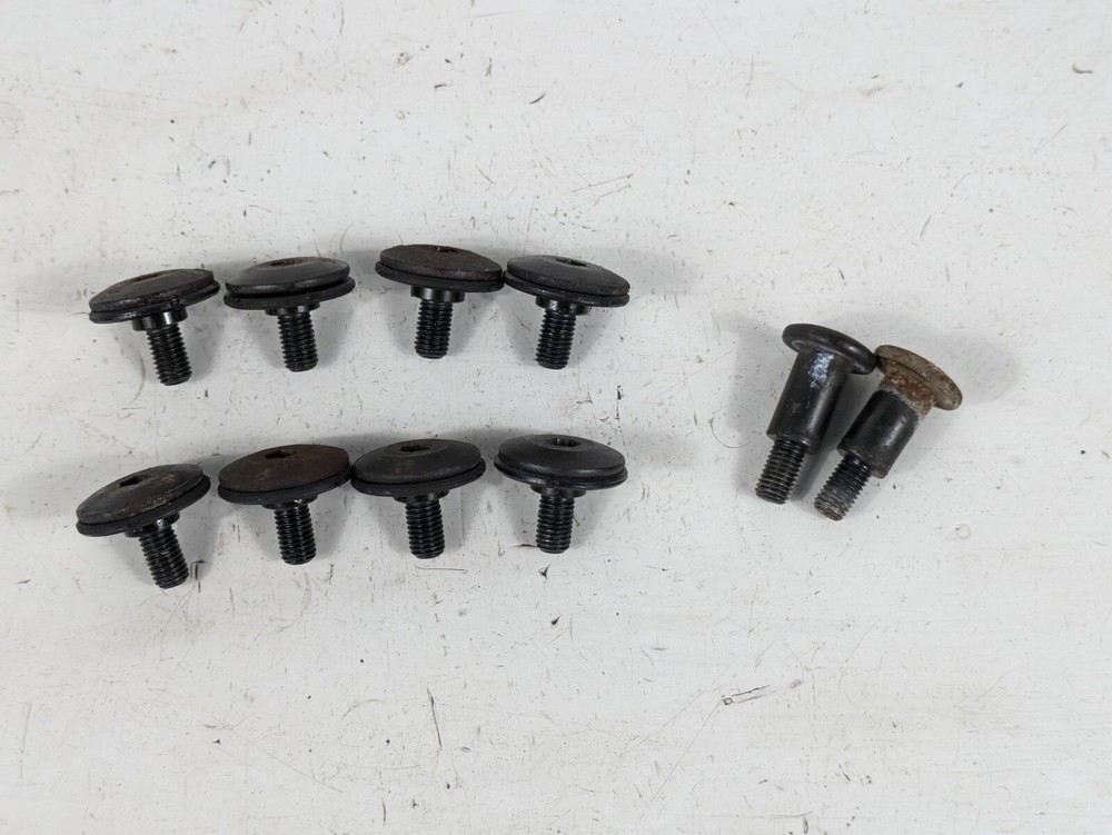 2000-2004 Suzuki Bandit 600 GSF GSF600 Valve Cover Bolts