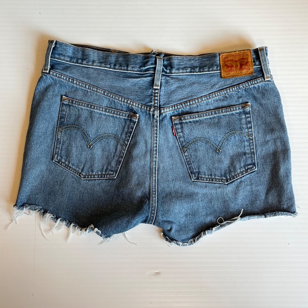 Levi's Womens 501 Jean Shorts Size 34 Denim Cut Off Distressed Button Fly