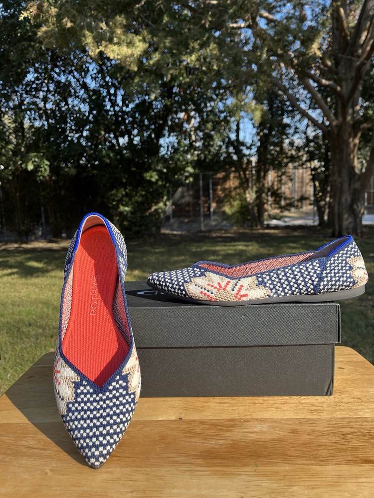 Rothy's Limited Edition Sapphire Floral The Point Flat Size 6.5 Rare