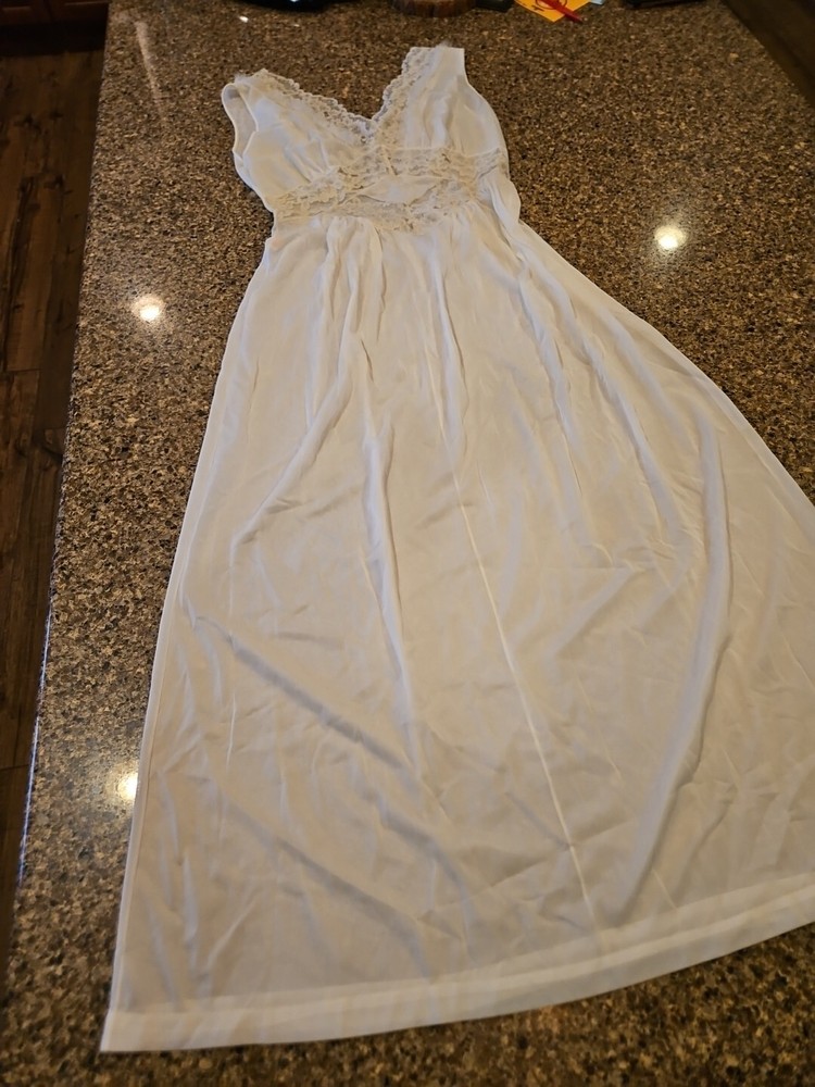 Gotham Chiffon Nightgown Overlay Lace Nightie Size L? Vintage 60s
