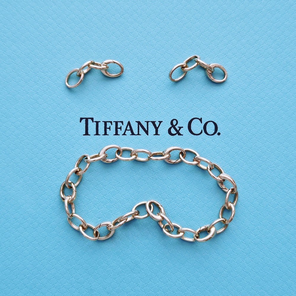 FLASH SALE🩵RARE Tiffany & Co Oval Clasping Link Openable 18k RG Charm Bracelet-image