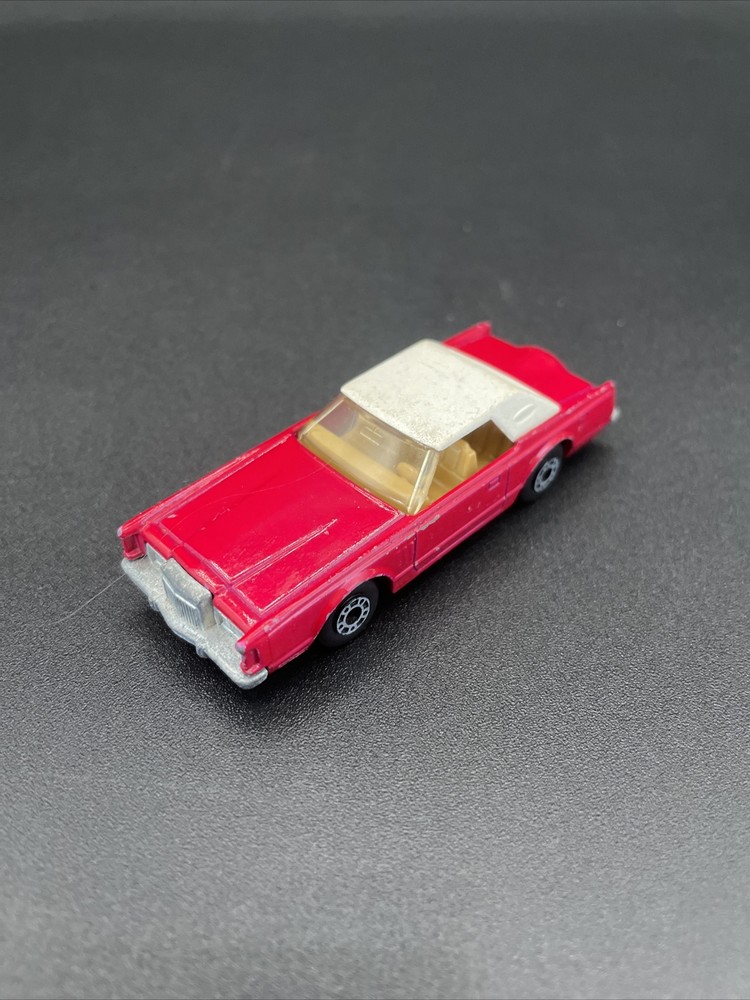 Vintage Matchbox Lincoln Continental #28 1979