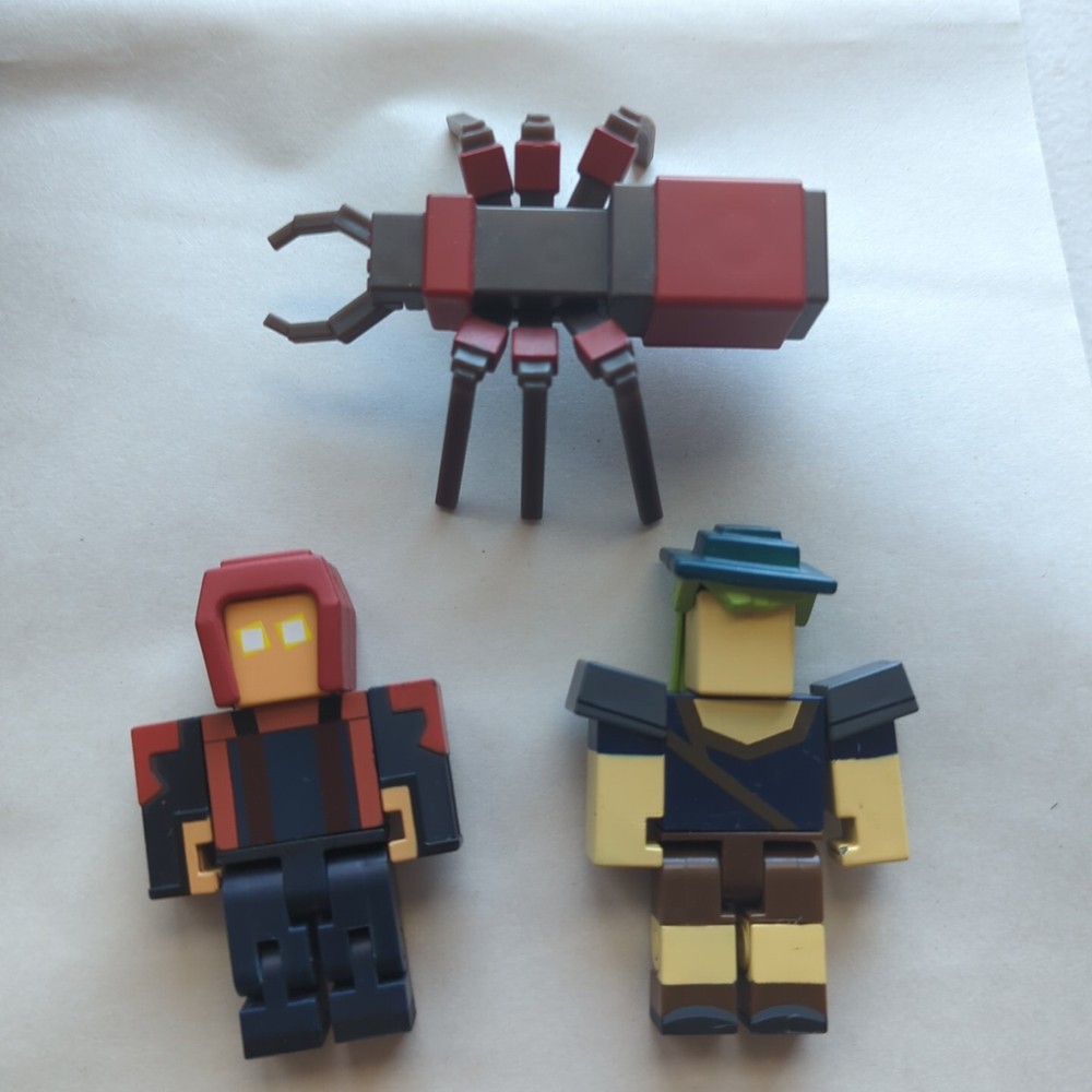 Roblox Fantastic Frontier Character Figure Pack 6 Piece Set Missing Weapons