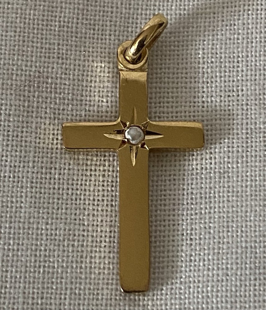 BAR 14k Yellow Gold Cultured White Freshwater Pearl Cross Small Pendant ~0.98g
