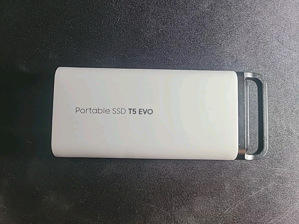 New Samsung T5 EVO 2TB Portable SSD MU-PM2T0G/WW **NO BOX**