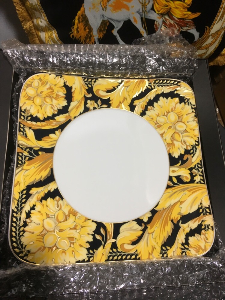 VERSACE VANITY DINNER PLATE  SERVICE CAKE ROSENTHAL 10.5