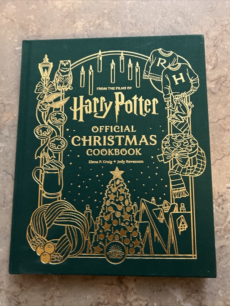 Harry Potter Official Christmas Cookbook, Hardcover by Elena Craig