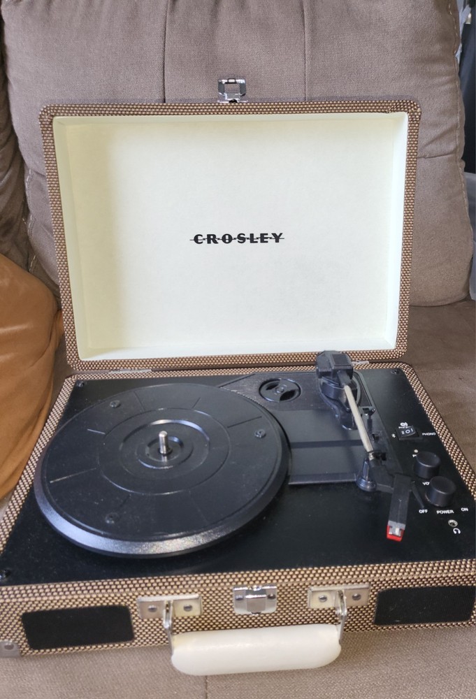 Crosley Record Player With Records. Bluetooth Built In
