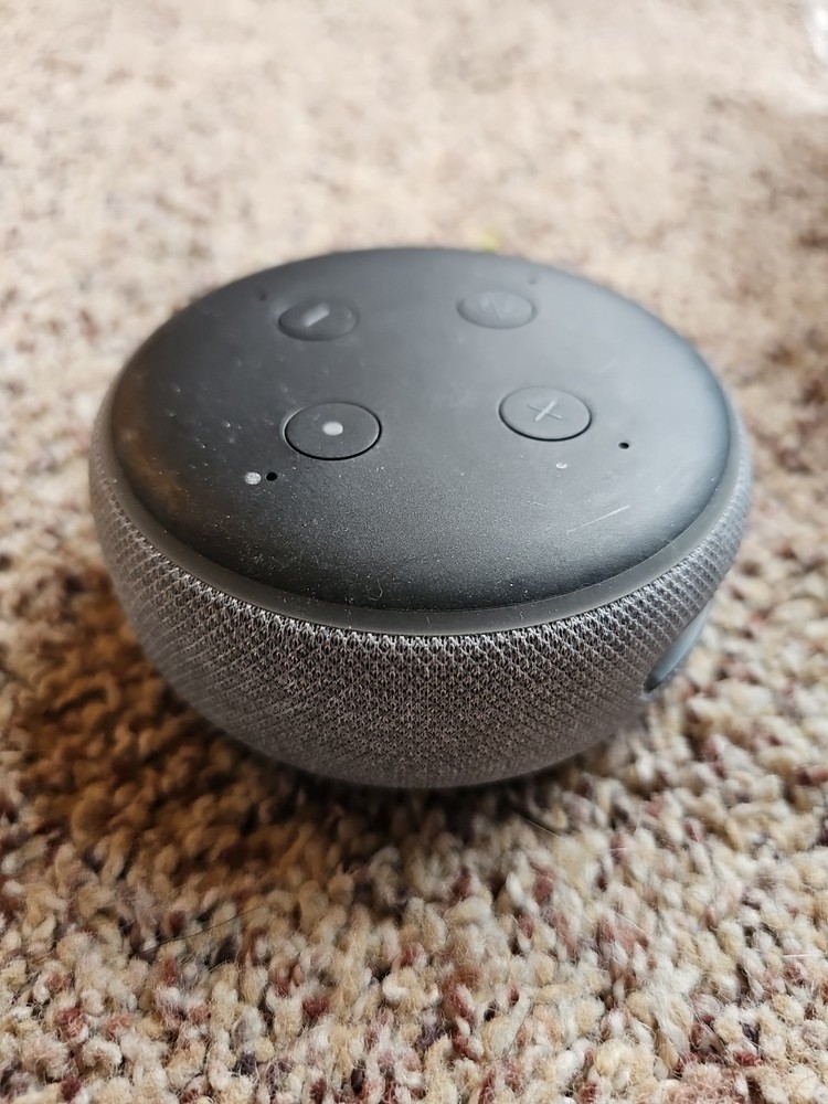 Amazon Echo Dot (3rd Generation) Smart Speaker - Heather Gray No AC Cord