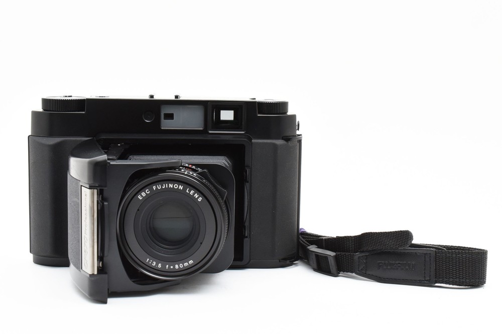 MINT Fujifilm GF670 Professional Black 6x7 6x6 Film Camera Japan