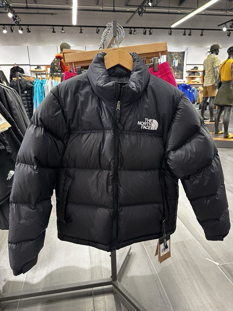 NEW Men’s The North Face 1996 Retro Nuptse 700 Down Puffer Jacket Black Small