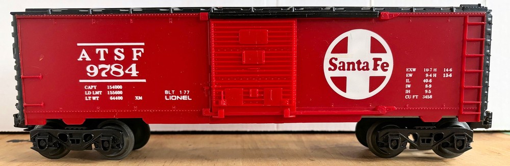 LIONEL 6-9784 O/ O27-GAUGE SANTA FE RAILROAD RED BOX CAR ATSF 9784 RTR OVP METAL