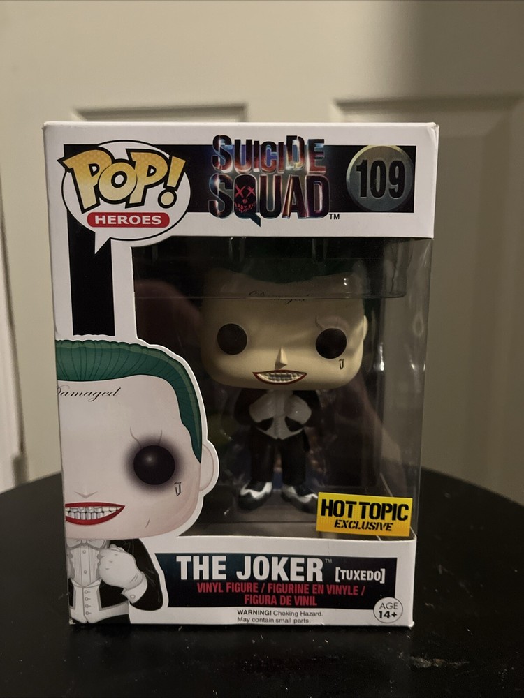 Funko Pop! Vinyl: DC Universe - The Joker (in Tuxedo) - Hot Topic (Exclusive)