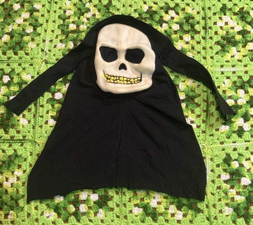 Easter Unlimited Yellow Teeth Skull Shroud Mask Scary Halloween Glow in the Dark