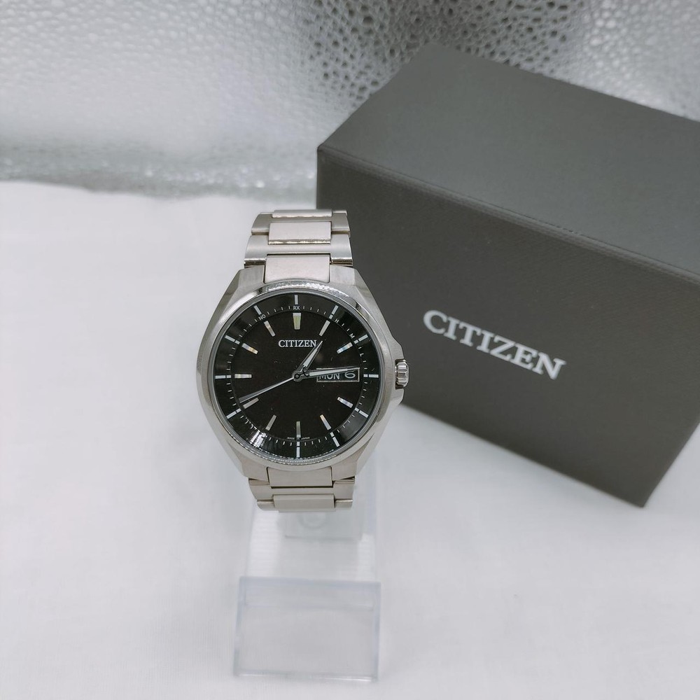 CITIZEN H100-R007556 ECO-DRIVE 692515