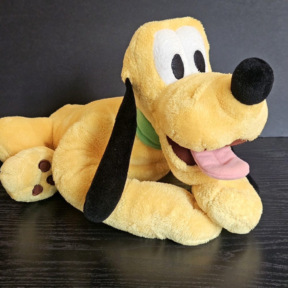 Disney Store Exclusive Pluto Plush 16” Authentic Original