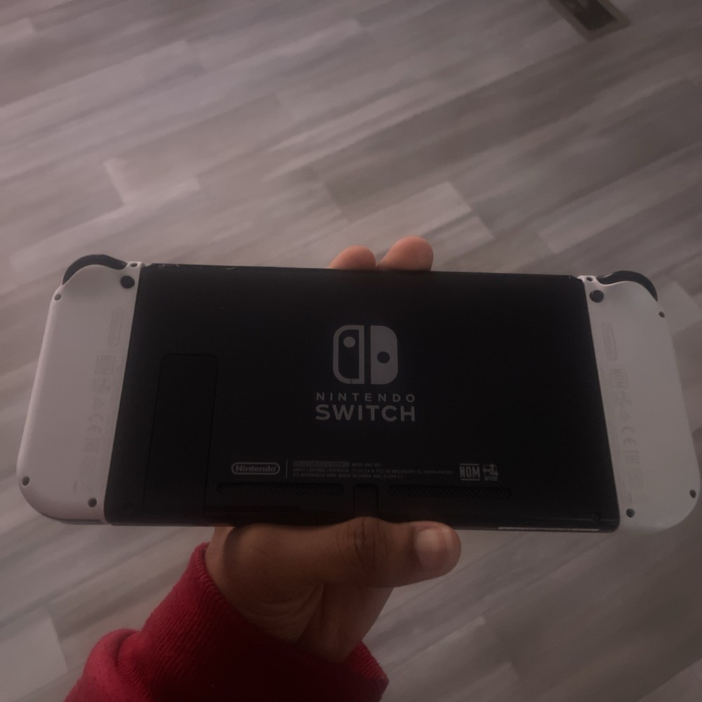 Nintendo Switch with Neon Blue and Neon Red Joy-Con (HAC-001-01)