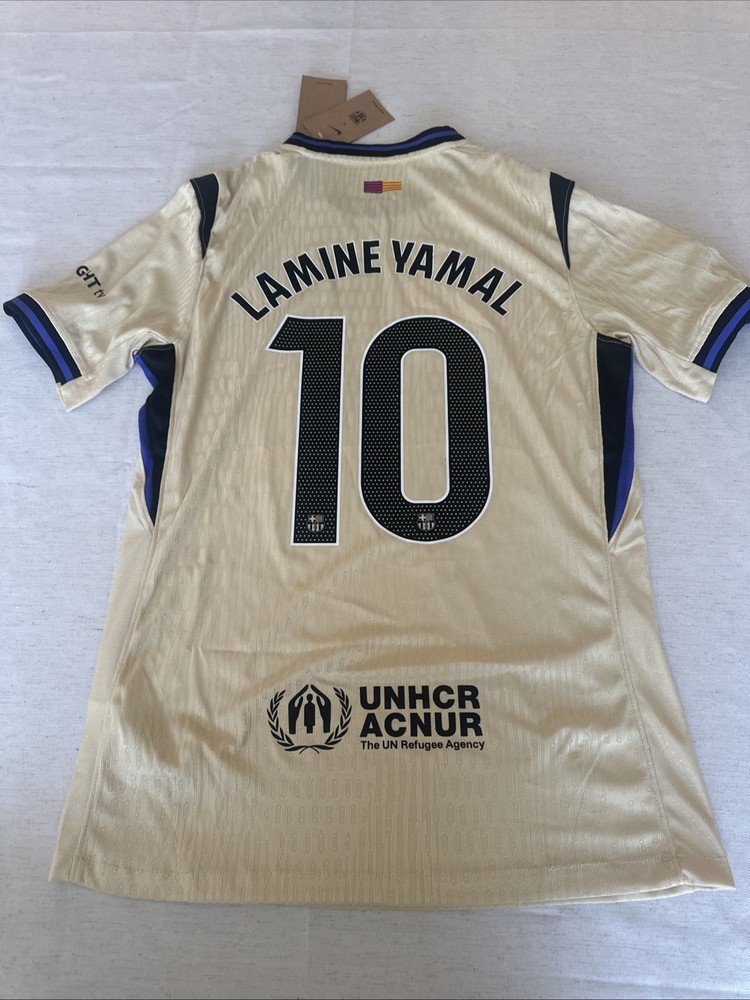 Authentic  Lamine Yamal #10 Mens L Nike FC Barcelona x Kobe LaLiga NameSet