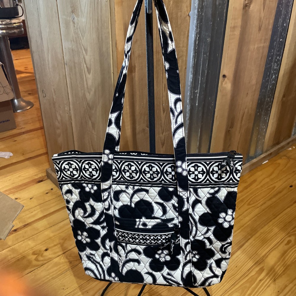 VERA BRADLEY Black & White Toggle Tote Bag Day to Night Style
