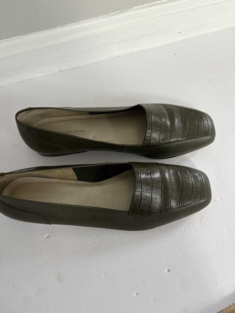 Worthington Shoes Womens Size 10M Croc Embossed Leather Loafers Comfort Classic