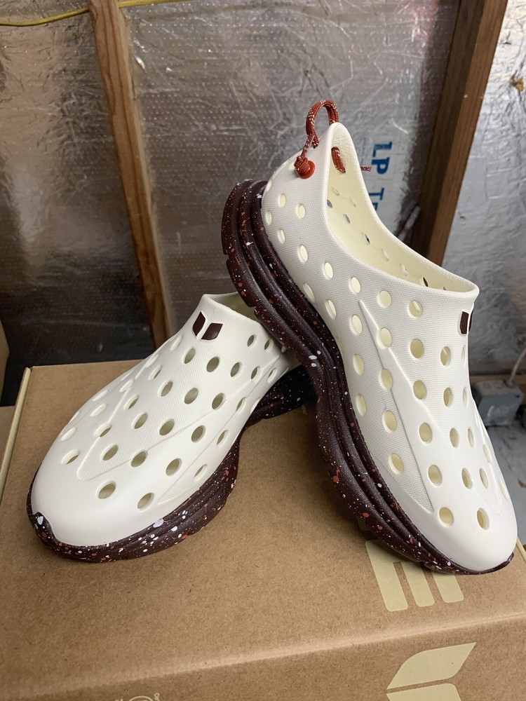 Kane Footwear Recovery Shoe Revive Chalk / Autumn Speckle Men size 6 Women's 8