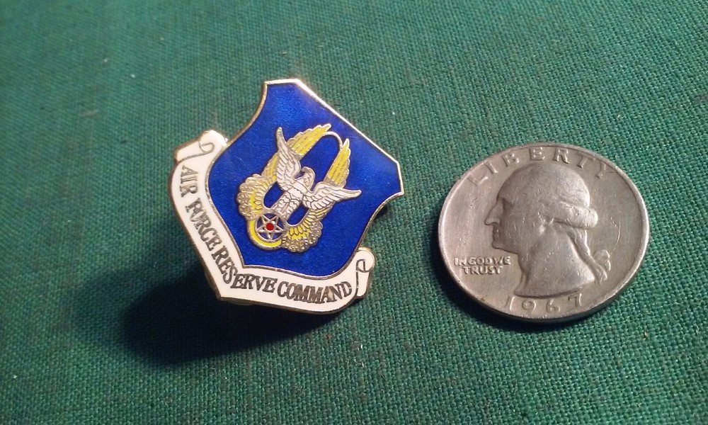 US Air Force Reserve Command Shield Crest HAT LAPEL PIN US AIR FORCE USAF