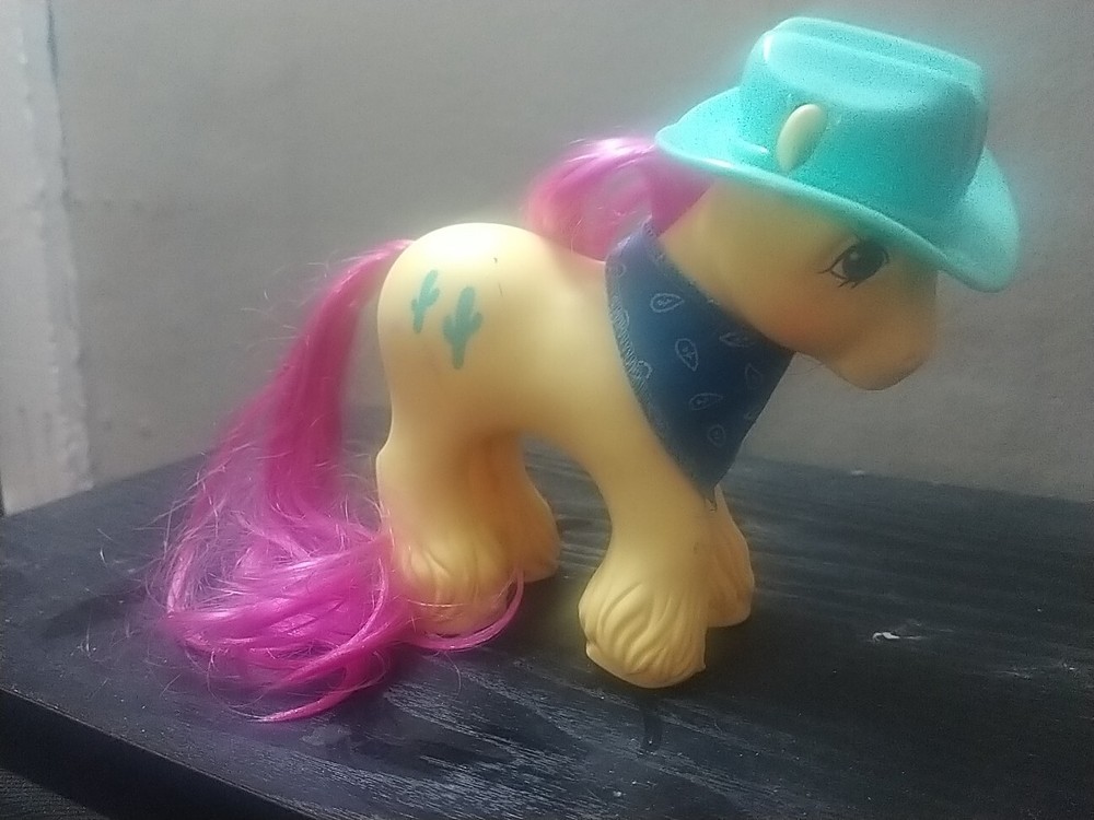 Tex Big Brother Hasbro Vintage G1 My Little Pony with Hat And Bandana 1987