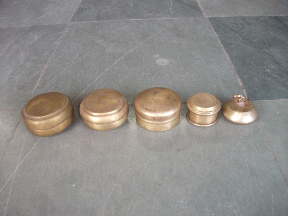 5 Pc Vintage Different Brass Handcrafted Fine Quality Pill/Powder Boxes