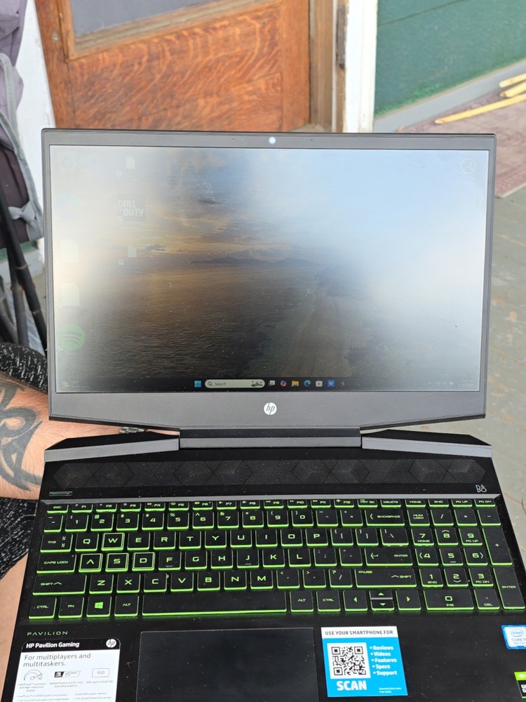 Gaming laptop