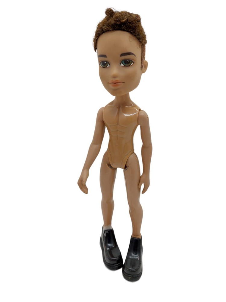 Bratz Boyz Formal Funk Dylan Hazel Brown Tan Nude Doll Figure 2003