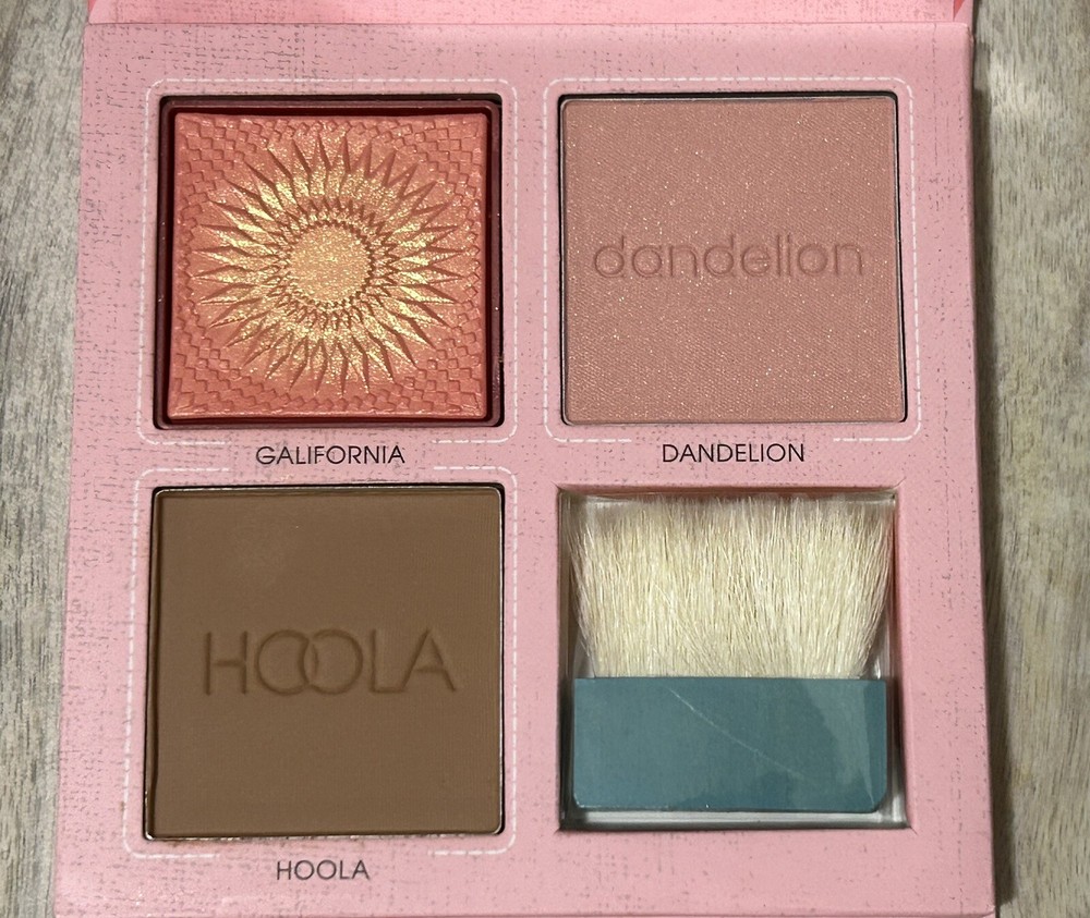 Benefit Blush Palette Cheek N Cheerful California Hoola Dandelion Travel NEW